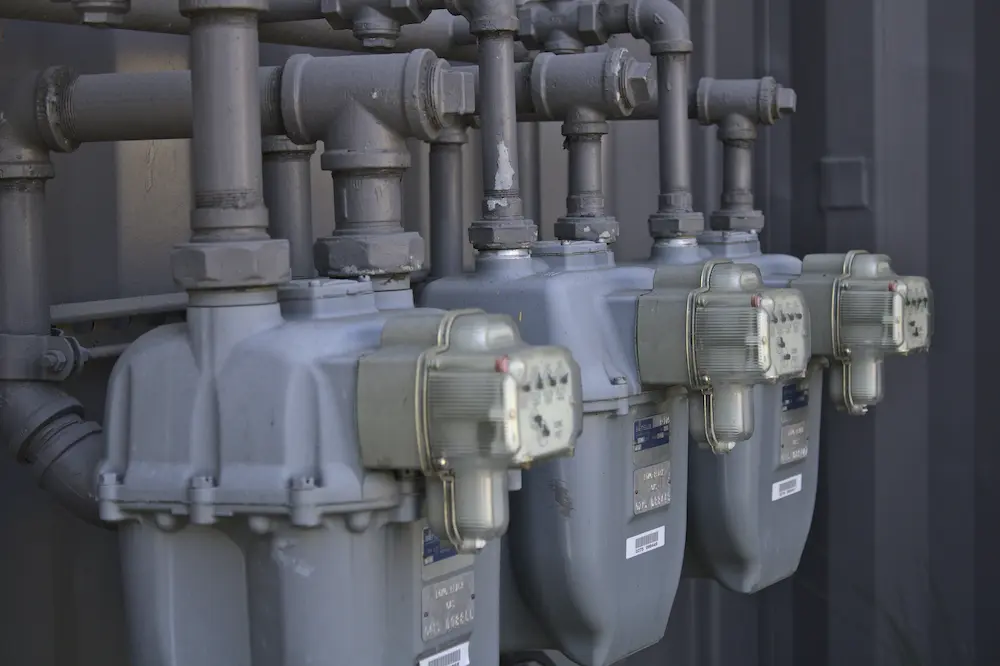 EQUIPOS E INFRAESTRUCTURAS CRÍTICAS